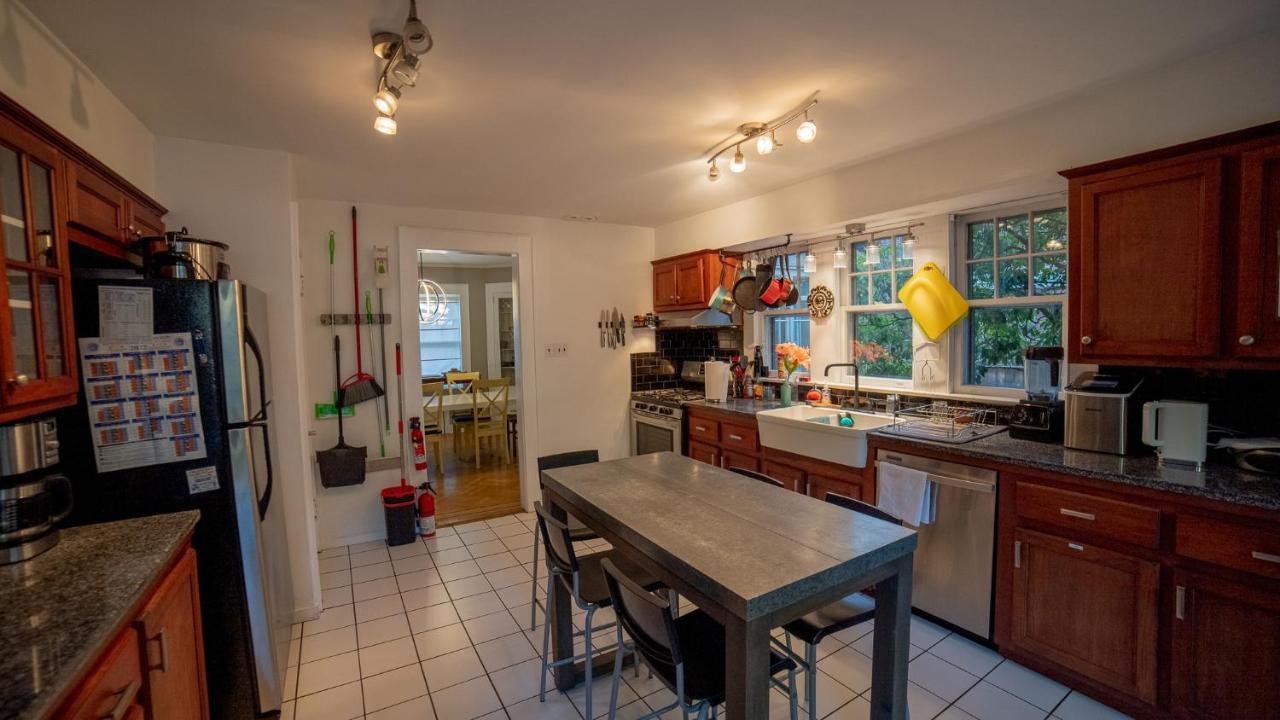Guesthouse Elizabeth Bagian luar foto